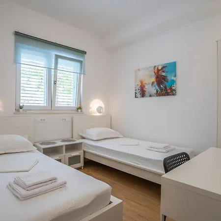 Διαμέρισμα Apartments Makarska