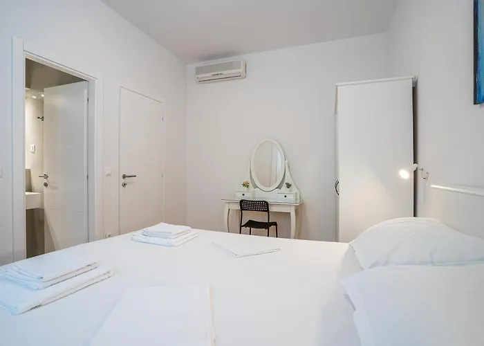 Apartments Makarska Daire
