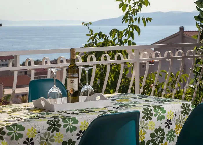 Apartments Makarska * Makarska