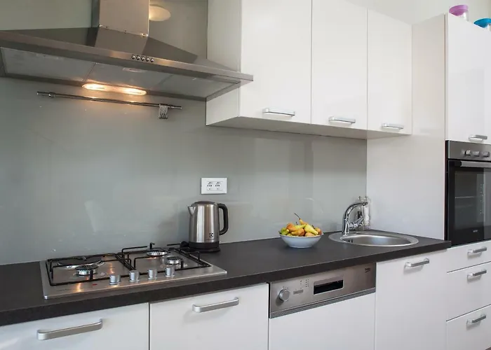 Daire Apartments Makarska