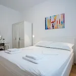 Apartment Apartments Makarska