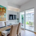 Apartments Makarska Apartment *