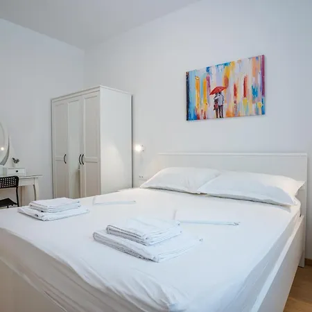 Appartement Apartments Makarska