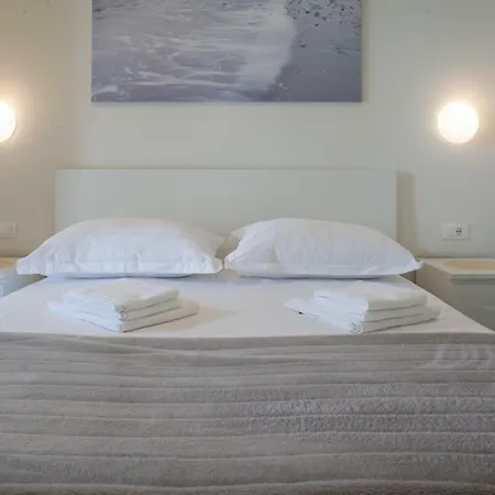 Apartments Makarska Apartment *